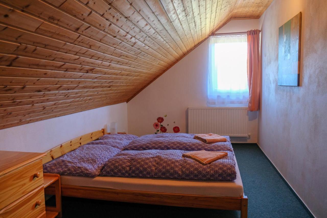 Horska Kvilda - Ubytovani U Chvalu Kültér fotó