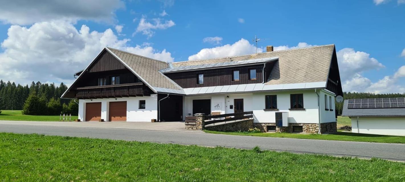 Horska Kvilda - Ubytovani U Chvalu Kültér fotó